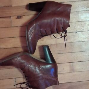 JONAC PARIS Rare Vintage High Heels Boots In Rich Brown
